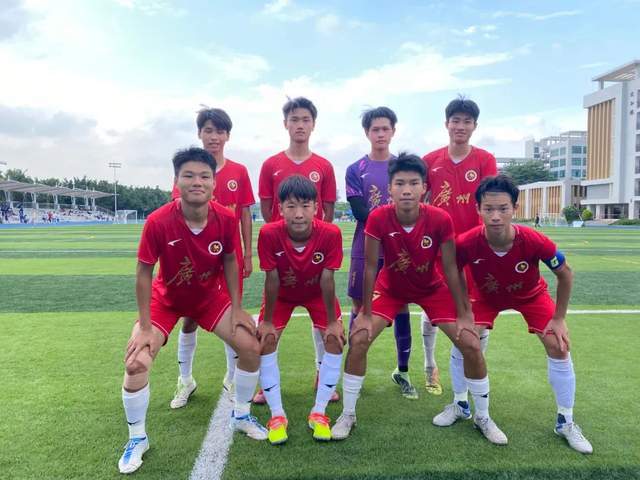 巴黎青训营再出天才少年,U17梯队包揽双冠王